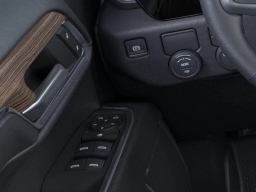 Chevrolet Silverado 1500 LT 2WD Crew Cab 147" 2026