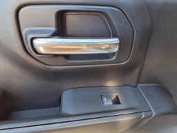 Chevrolet Silverado 1500 Custom 4WD Crew Cab 147" 2026