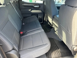 Chevrolet Silverado 1500 4WD Crew Cab 147" LT w/1LT 2026