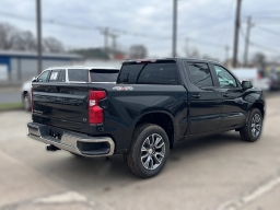 Chevrolet Silverado 1500 LT 4WD Crew Cab 147" 2026