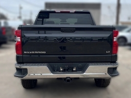 Chevrolet Silverado 1500 LT 4WD Crew Cab 147" 2026