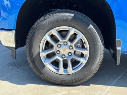 Chevrolet Silverado 1500 LT 4WD Crew Cab 147" 2026