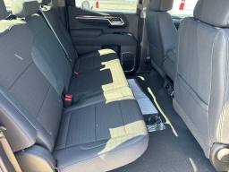 Chevrolet Silverado 1500 LT 4WD Crew Cab 147" 2026