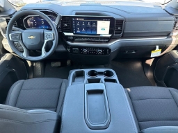 Chevrolet Silverado 1500 LT 4WD Crew Cab 147" 2026