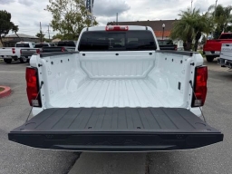 Chevrolet Colorado 2WD Work Truck Crew Cab 2026