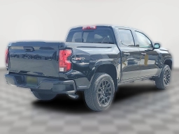 Chevrolet Colorado 4WD Work Truck Crew Cab 2026