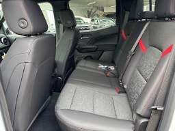 Chevrolet Colorado 4WD Z71 Crew Cab 2026