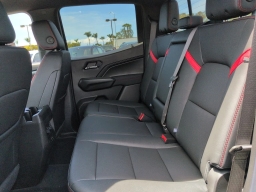 Chevrolet Colorado 4WD Z71 Crew Cab 2026