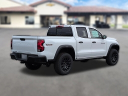 Chevrolet Colorado 4WD Trail Boss Crew Cab 2026