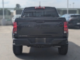 Chevrolet Colorado 4WD Trail Boss Crew Cab 2026