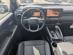 Chevrolet Colorado 4WD Trail Boss Crew Cab 2026