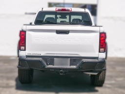 Chevrolet Colorado 4WD Trail Boss Crew Cab 2026