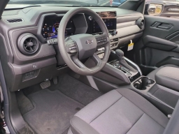 Chevrolet Colorado 4WD Trail Boss Crew Cab 2026