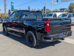 Chevrolet Silverado 1500 Custom 4WD Double Cab 147" 2026