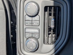 Chevrolet Silverado 1500 Custom 4WD Double Cab 147" 2026