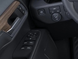 Chevrolet Silverado 1500 LT 4WD Double Cab 147" 2026