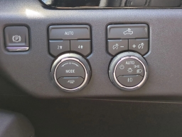 Chevrolet Silverado 1500 RST 4WD Crew Cab 157" 2026