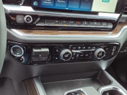 Chevrolet Silverado 1500 RST 4WD Crew Cab 157" 2026