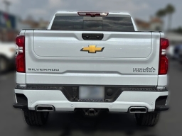 Chevrolet Silverado 1500 High Country 4WD Crew Cab 147" 2026