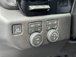 Chevrolet Silverado 1500 High Country 4WD Crew Cab 147" 2026