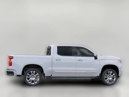 Chevrolet Silverado 1500 High Country 4WD Crew Cab 147" 2026