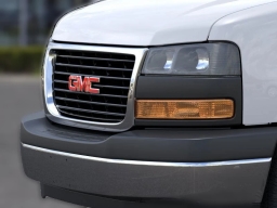 GMC Savana Passenger LS RWD 3500 155" 2025