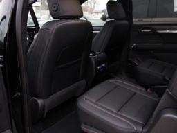 GMC Acadia FWD Elevation 4dr 2026