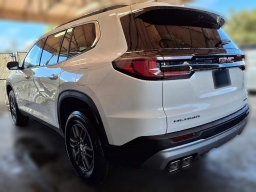 GMC Acadia FWD Elevation 4dr 2026