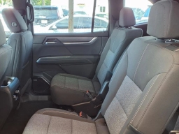 GMC Acadia FWD Elevation 4dr 2026