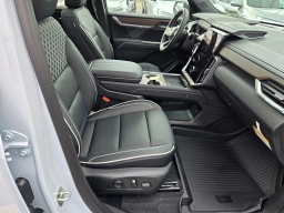 GMC Acadia AWD Denali 4dr 2026