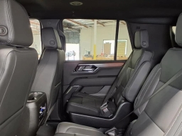 GMC Yukon Denali 4WD 4dr 2026