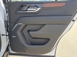 GMC Yukon Denali 4WD 4dr 2026