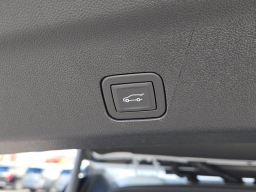 GMC Yukon Denali 4WD 4dr 2026