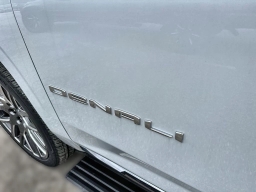 GMC Yukon Denali Ultimate 4WD 4dr 2026