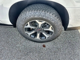 GMC Yukon XL AT4 4WD 4dr 2026