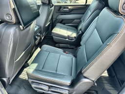 GMC Yukon XL AT4 4WD 4dr 2026