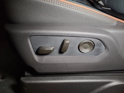 GMC Yukon XL AT4 4WD 4dr 2026