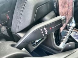 GMC Yukon XL Denali 4WD 4dr 2026