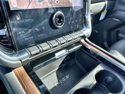 GMC Yukon XL Denali 4WD 4dr 2026