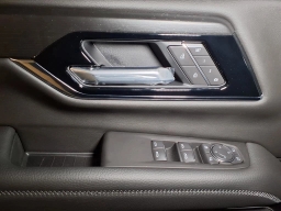 GMC Yukon XL Denali 4WD 4dr 2026