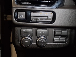 GMC Yukon XL Denali 4WD 4dr 2026