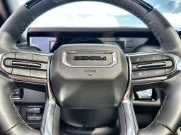 GMC Yukon XL Denali 4WD 4dr 2026