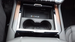 GMC Yukon XL Denali 4WD 4dr 2026