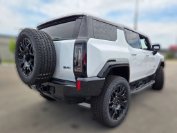 GMC HUMMER EV SUV 2X e4WD 4dr 2025