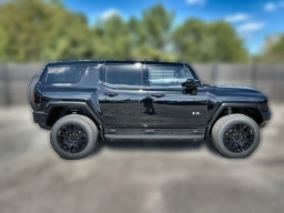 GMC HUMMER EV SUV 2X e4WD 4dr 2026