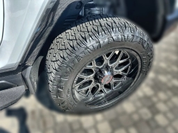 GMC HUMMER EV SUV 2X e4WD 4dr 2026