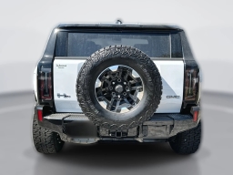 GMC HUMMER EV SUV 2X e4WD 4dr 2026