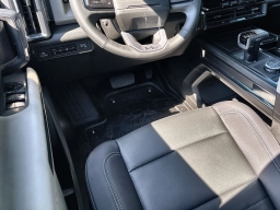 GMC HUMMER EV SUV 2X e4WD 4dr 2026