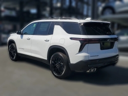 Chevrolet Traverse FWD LT 4dr 2026
