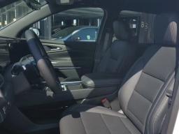 Chevrolet Traverse FWD LT 4dr 2026